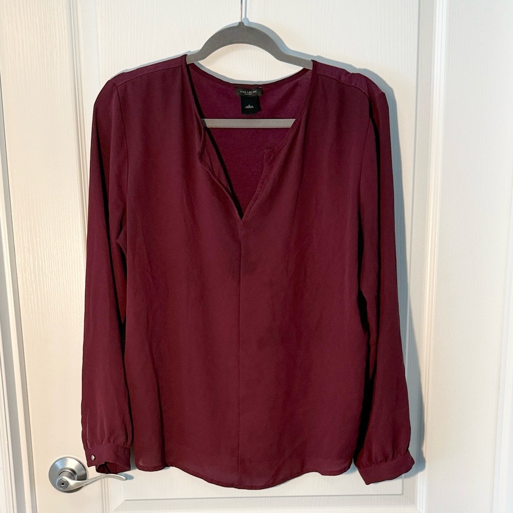 Ann Taylor Deep Burgundy Blouse Long Sleeve V Neck Size L